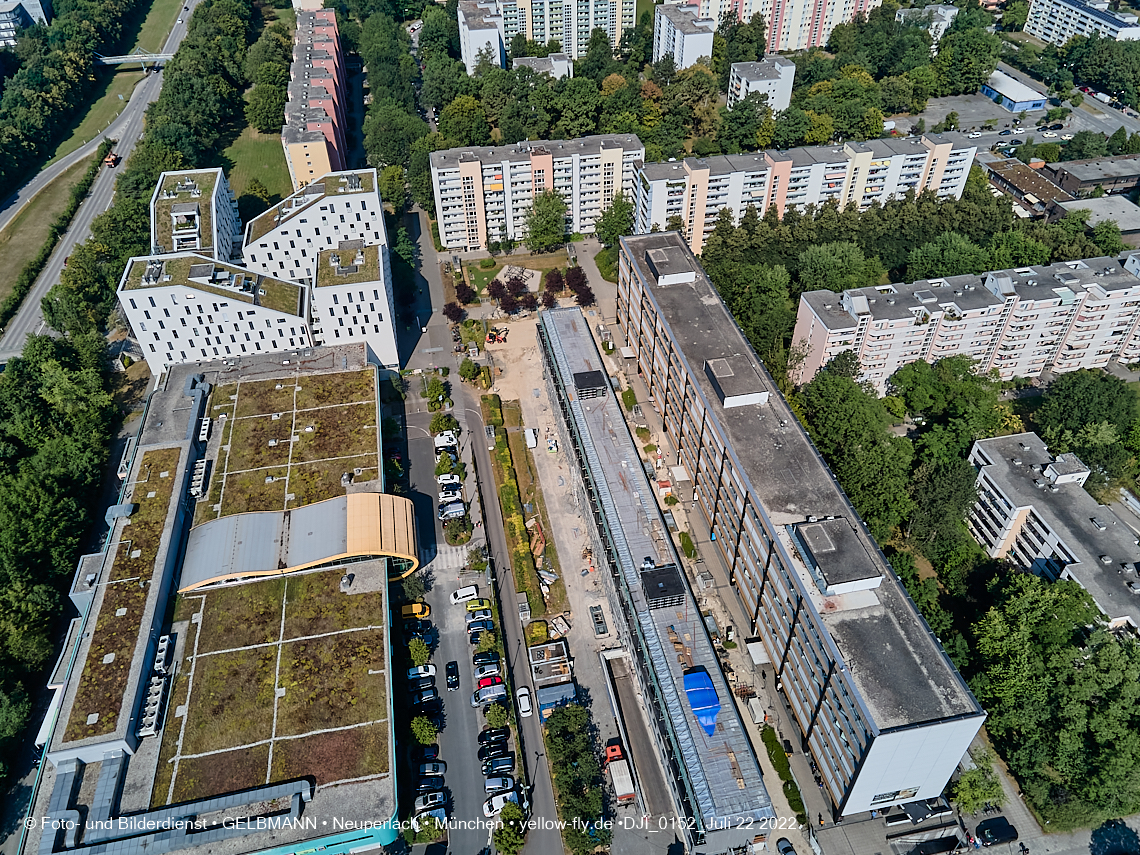 22.07.2022 - Plettzentrum und Montessori Schule in Neuperlach